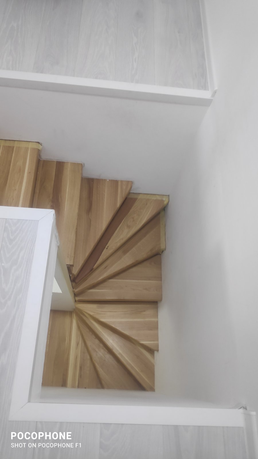 spiralne stepenice od drveta - pancevo starcevo